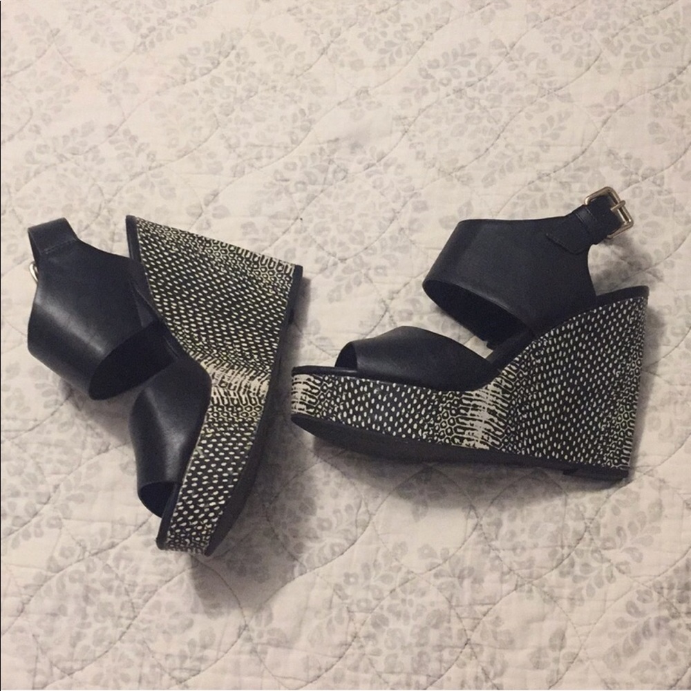 Black and White Wedges